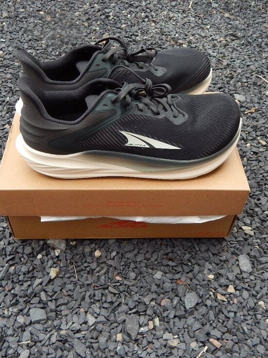 NEW Altra Men\'s Torin 8 Road-Running Shoes - Black White Size 10.5 US main image 4
